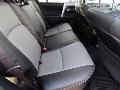 Used 2022 Toyota 4Runner SR5 Premium image 12