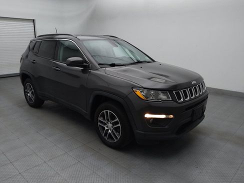Used 2018 Jeep Compass Latitude w/ Popular Equipment Group AWD/4WD image 13
