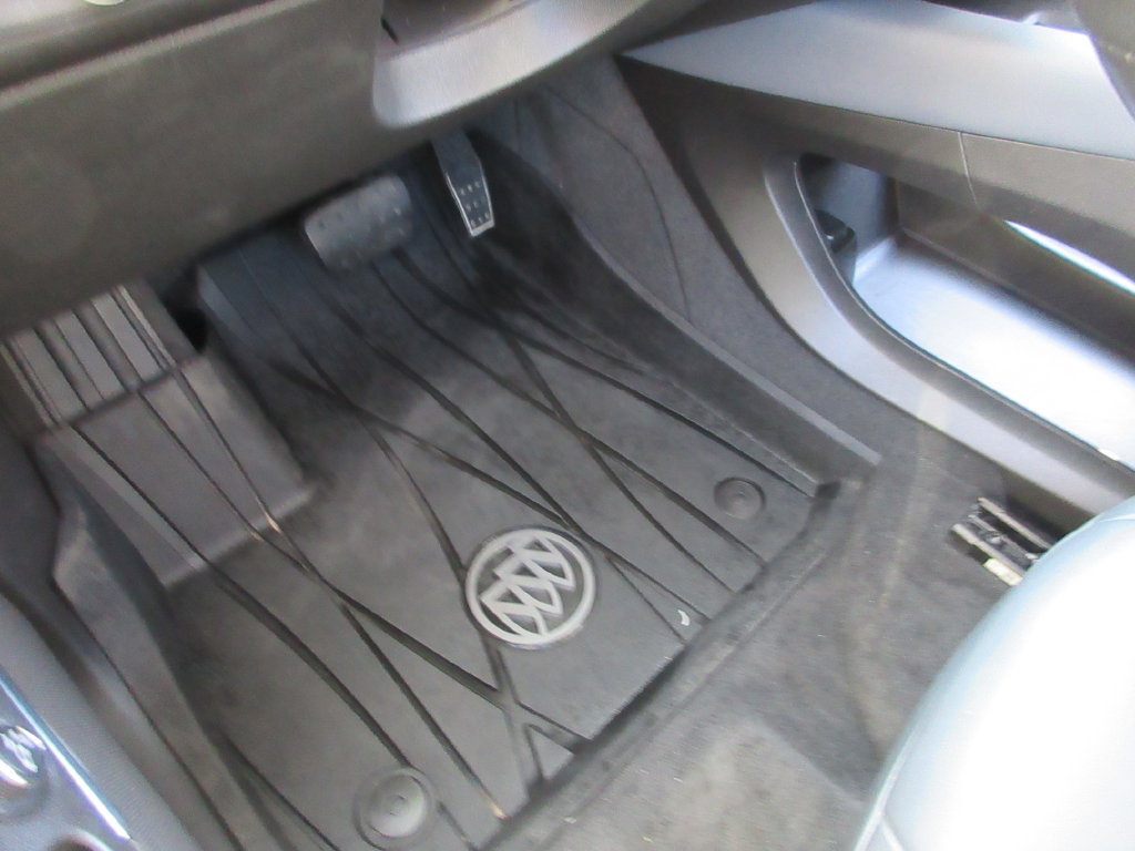Used 2019 Buick Enclave Essence FWD image 26