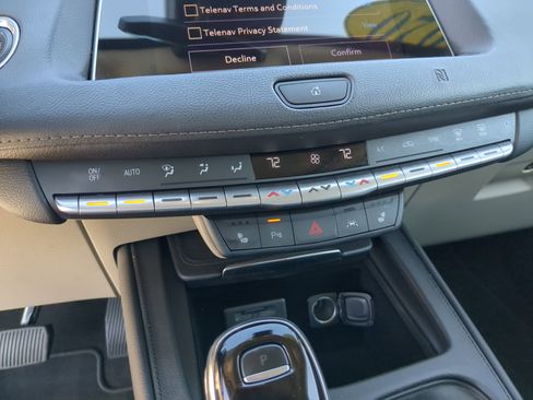 Used 2020 Cadillac XT4 Premium Luxury w/ Cold Weather Package image 26