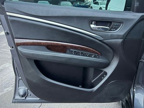 Used 2017 Acura MDX SH-AWD w/ Technology Package image 36