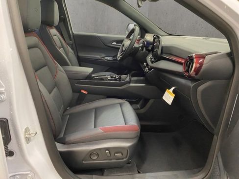 New 2026 Chevrolet Equinox RS image 19