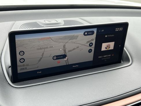 Certified 2024 Acura MDX FWD w/ Technology Package image 17