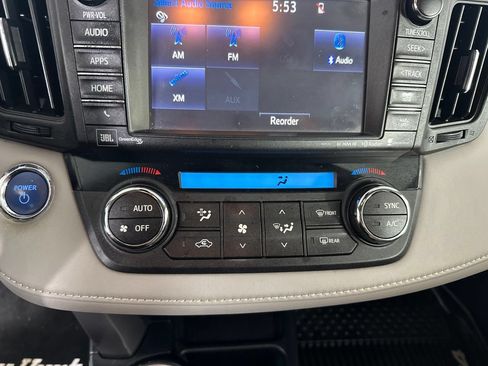 Used 2017 Toyota RAV4 Limited AWD/4WD image 18