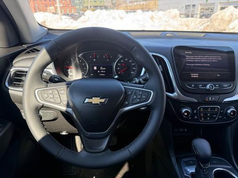 Used 2023 Chevrolet Equinox LT image 18