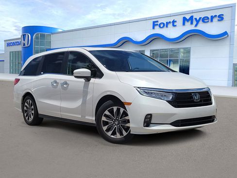 Used 2024 Honda Odyssey EX-L image 1
