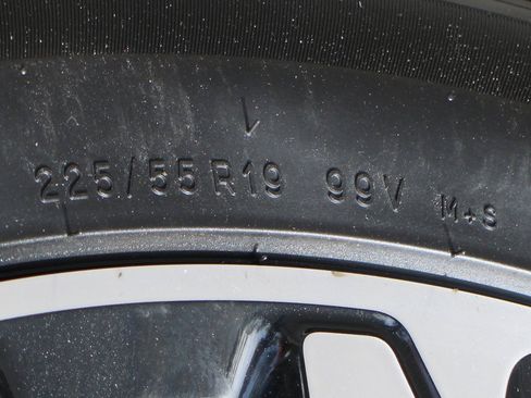 Used 2022 Ford Escape SE w/ SE Sport Appearance Package image 42