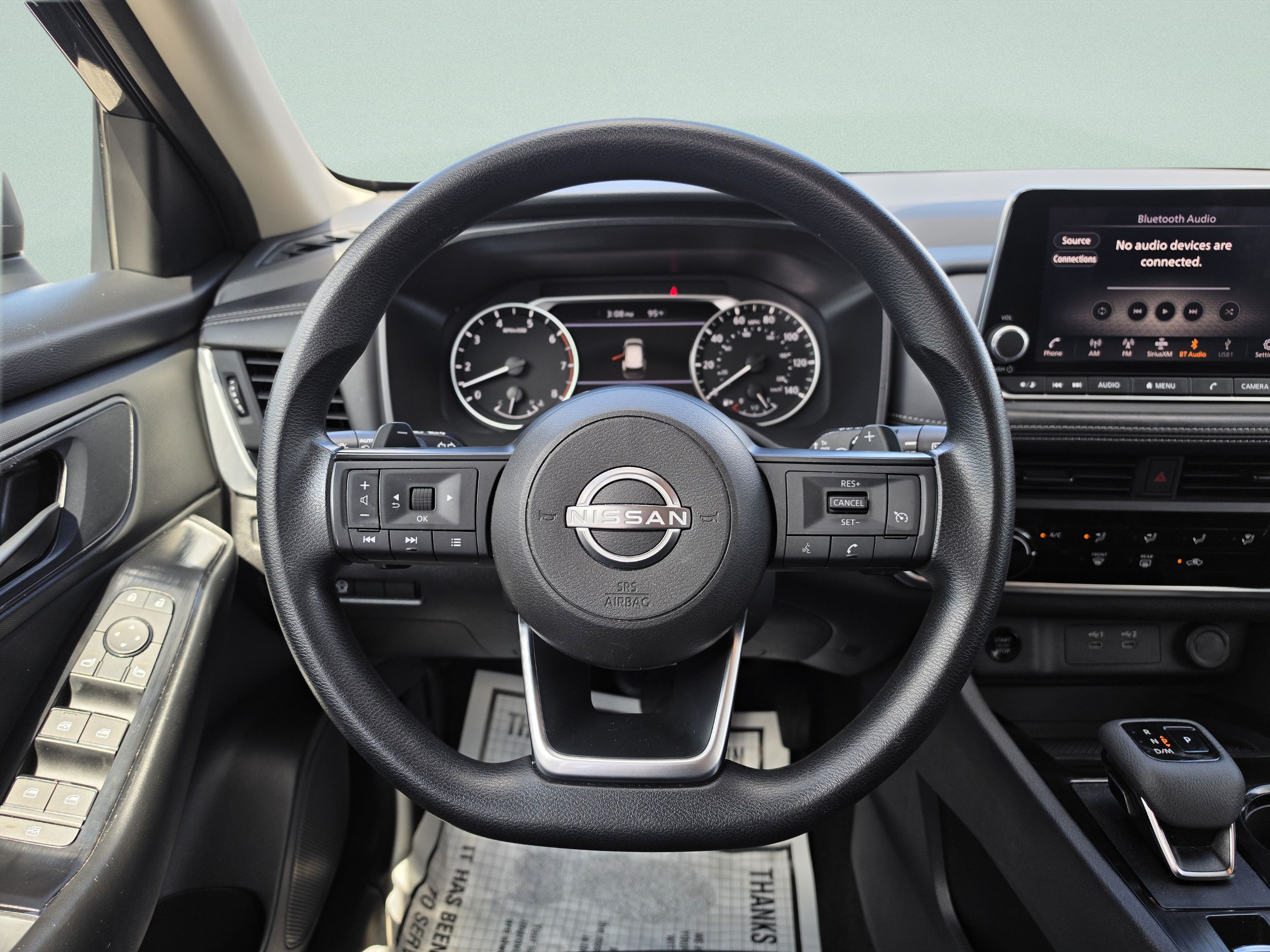 Used 2024 Nissan Rogue S AWD/4WD image 18