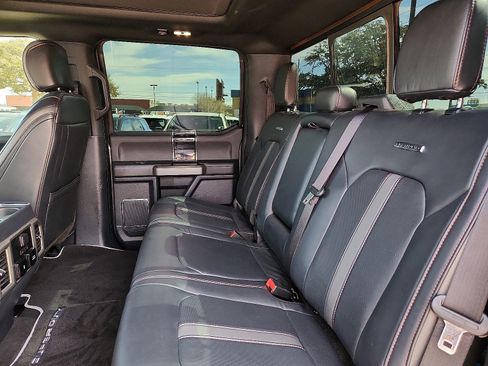 Used 2022 Ford F250 Platinum w/ FX4 Off-Road Package image 11