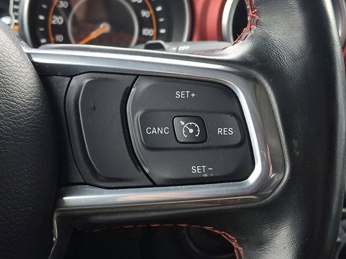 Used 2023 Jeep Wrangler Unlimited Rubicon w/ Cold Weather Group image 22