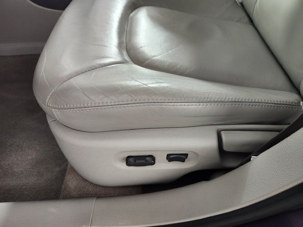 Used 2007 Chevrolet HHR LT FWD image 13