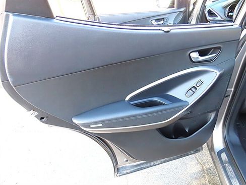 Used 2017 Hyundai Santa Fe Sport FWD image 27