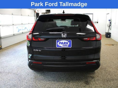 Used 2025 Honda CR-V EX-L image 4