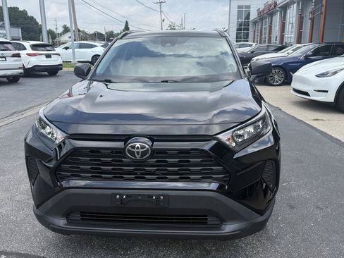 Used 2019 Toyota RAV4 LE w/ All Weather Liner Package AWD/4WD image 7