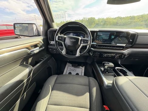 Used 2023 Chevrolet Silverado 1500 RST w/ Z71 Off-Road Package image 32