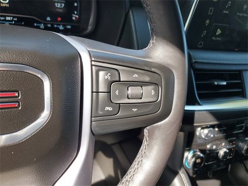 Used 2022 GMC Yukon SLT w/ SLT Premium Package image 27