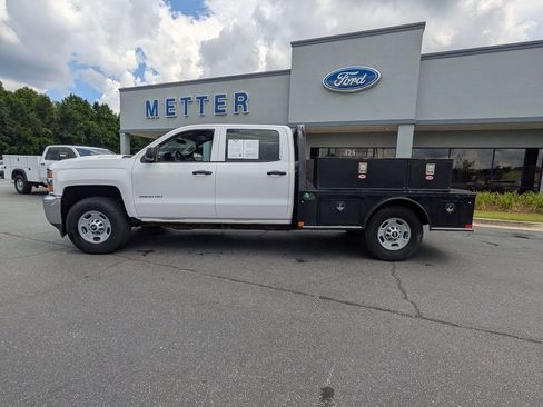 Used 2019 Chevrolet Silverado 2500 W/T w/ WT Convenience Package AWD/4WD image 7