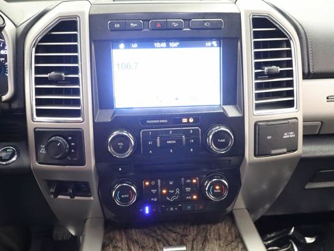 Used 2017 Ford F250 Lariat w/ Lariat Ultimate Package AWD/4WD image 10
