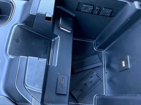 Used 2024 GMC Sierra 2500 AT4 w/ AT4 Premium Plus Package image 24