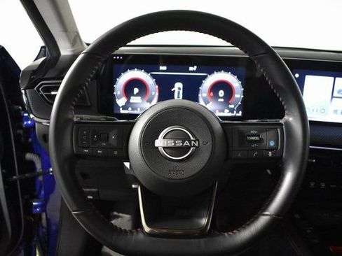 Certified 2025 Nissan Kicks SR image 13