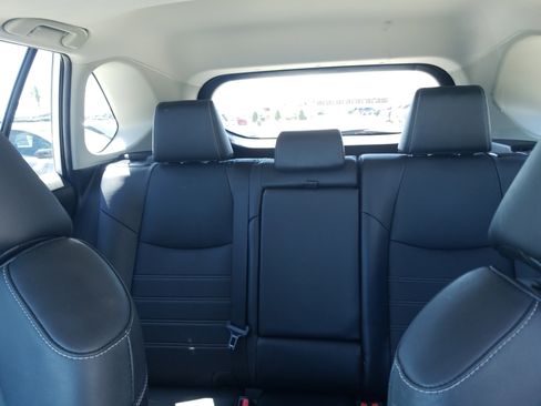 Used 2023 Toyota RAV4 XLE Premium image 19