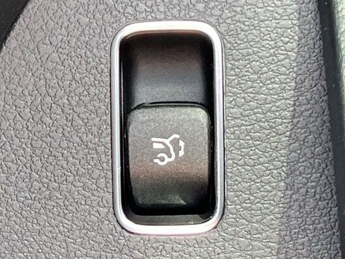 Certified 2026 Mercedes-Benz GLS 450 4MATIC image 45