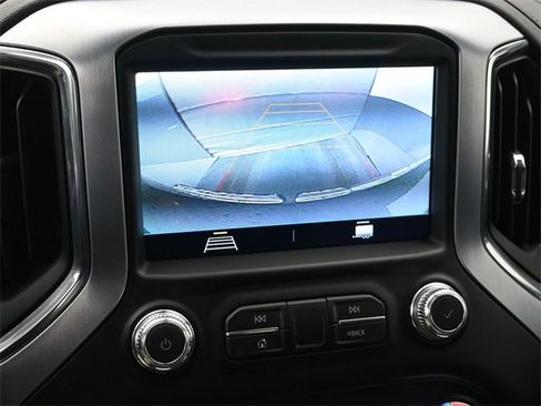 Used 2020 GMC Sierra 1500 Elevation w/ Elevation Value Package image 32