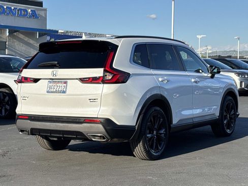 Certified 2023 Honda CR-V Sport Touring image 5