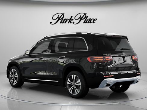 New 2026 Mercedes-Benz GLB 250 image 13