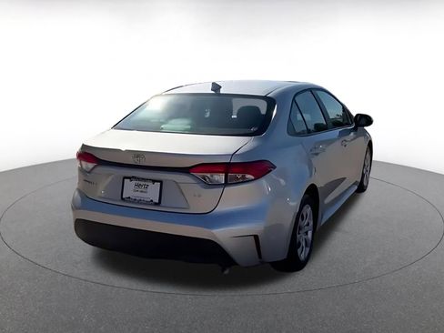 Used 2025 Toyota Corolla LE image 10