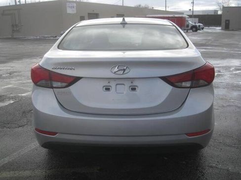Used 2016 Hyundai Elantra SE FWD image 6