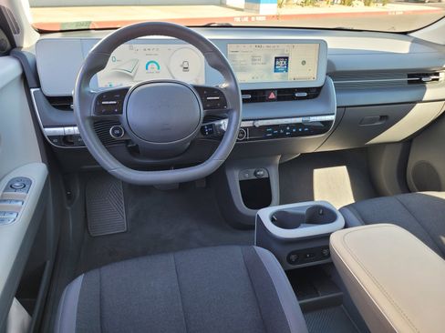 Used 2024 Hyundai Ioniq 5 SEL RWD image 19
