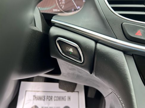 Used 2017 Buick LaCrosse Essence image 12