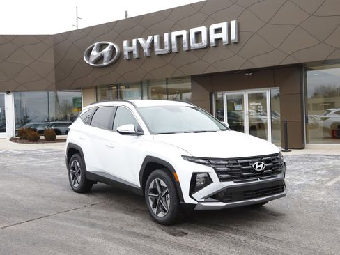 New 2026 Hyundai Tucson SEL image 1