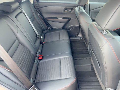 New 2026 Nissan Rogue SV AWD/4WD image 28