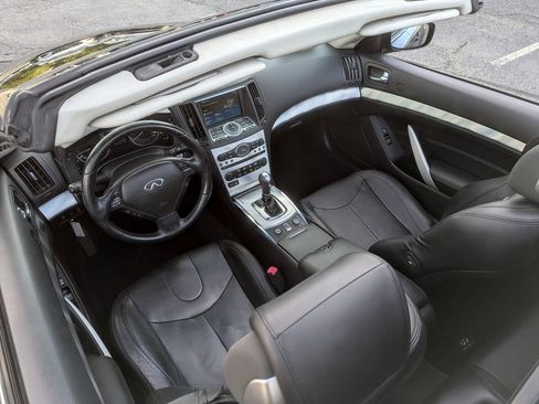 Used 2013 INFINITI G37 Convertible w/ Premium Pkg RWD image 42