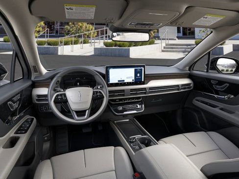 New 2026 Lincoln Corsair Grand Touring AWD/4WD image 9