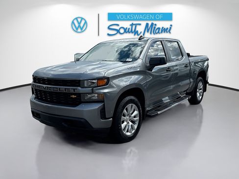 Used 2020 Chevrolet Silverado 1500 Custom w/ Custom Value Package image 1