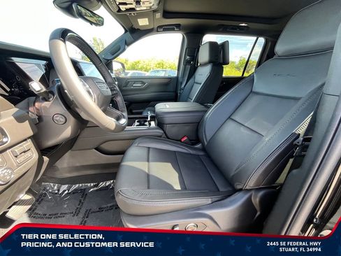 New 2026 GMC Yukon XL Denali w/ Denali Reserve Package AWD/4WD image 10