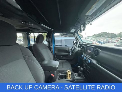 Used 2022 Jeep Wrangler Unlimited Sport AWD/4WD image 2
