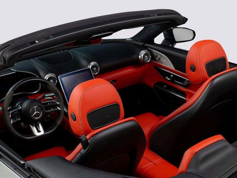 Used 2022 Mercedes-Benz SL 63 AMG 4MATIC image 25