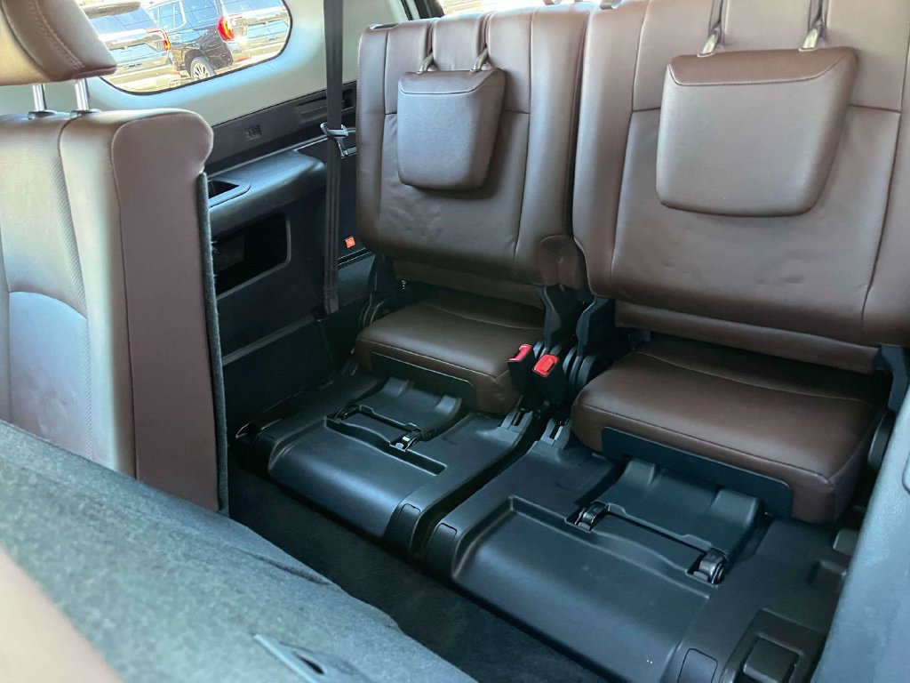 Used 2023 Toyota 4Runner Limited RWD image 17