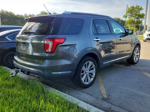 Used 2019 Ford Explorer Limited w/ Class III Trailer Tow Package FWD image 3