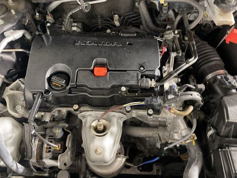 Used 2023 Honda HR-V LX image 24