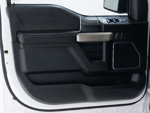 Used 2017 Ford F150 Lariat image 23