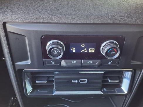 New 2026 GMC Hummer EV 4x4 Crew Cab image 10