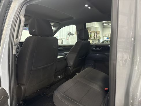 Used 2024 GMC Sierra 1500 Elevation w/ LPO, Elevation Black Package AWD/4WD image 8