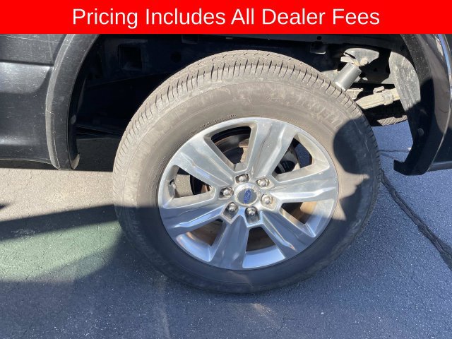 Used 2016 Ford F150 Platinum w/ Equipment Group 701A Luxury AWD/4WD image 6