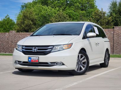 Used 2016 Honda Odyssey Touring
