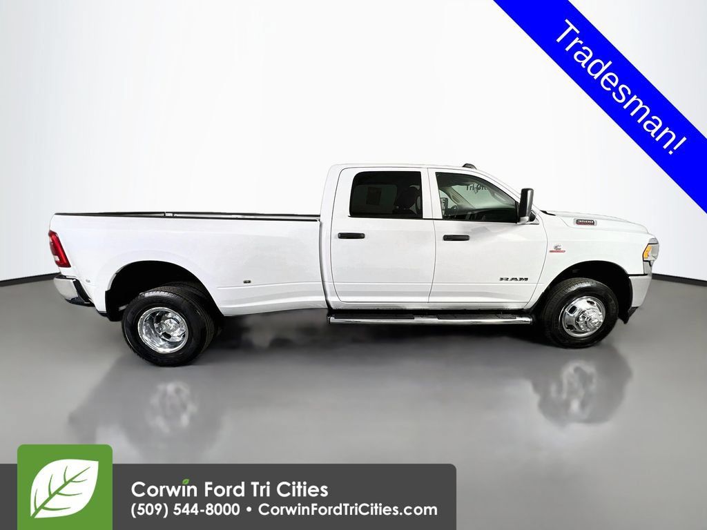 Used 2020 RAM 3500 Tradesman AWD/4WD image 17